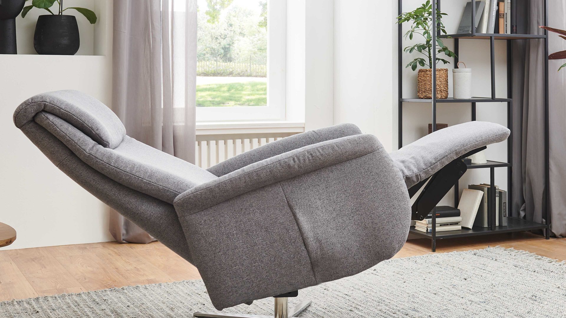 Relaxsessel COMFORT SMART aus Stoff in Grau COMFORT SMART Viro - Relaxsessel graues Flachgewebe Mono & glänzender Alufuß