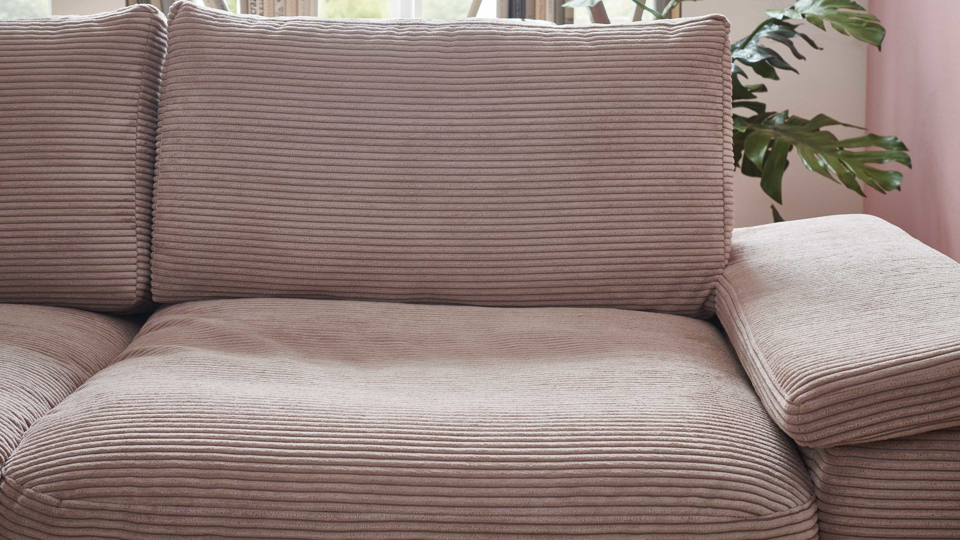 Ecksofa A. z. iwaniccy aus Stoff in Rosa Polsterprogramm Spirit - Ecksofa rosa Breitcord Lincoln 61 - Stellfläche ca. 177 x 323 cm