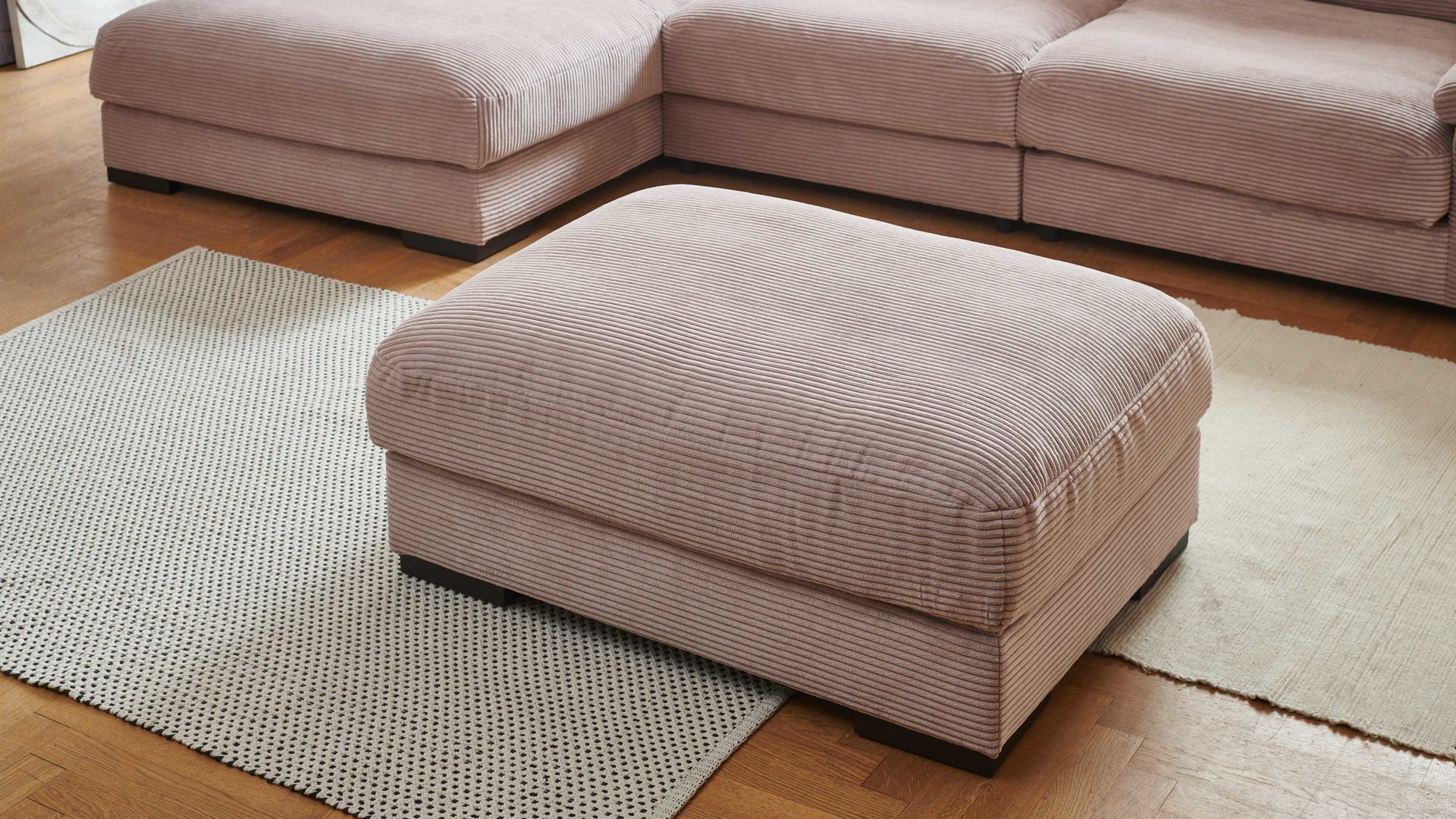 Polsterhocker A. z. iwaniccy aus Stoff in Rosa Polsterprogramm Spirit - XXL-Polsterhocker rosa Breitcord Lincoln 61 - ca. 110 x 80 cm