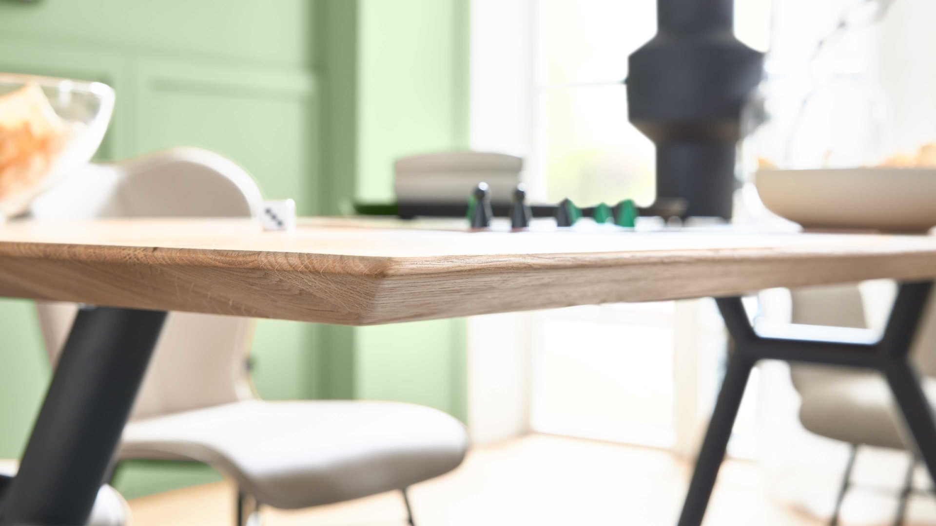 Esstisch Interliving aus Holz in Holzfarben Interliving Esszimmer Serie 5115 - Esstisch astige Eiche & anthrazitfarbenes Metall - ca. 200 x 90 cm