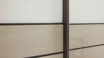 Komplettzimmer Interliving aus Holz in Hellgrau Interliving Schlafzimmer Serie 1032 – Komplettzimmer mit Wäschekommode Kieselgrau & Weiß - Liegefläche ca. 180 x 200 cm