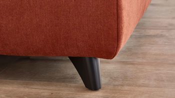 Ecksofa KAWOO aus Stoff in Orange KAWOO Polstermöbel Santa Rosa - Ecksofa kupferfarbene Bezüge Lincoln & Miranda, schwarze Metallfüße - Stellfläche ca.  199 x 307 cm