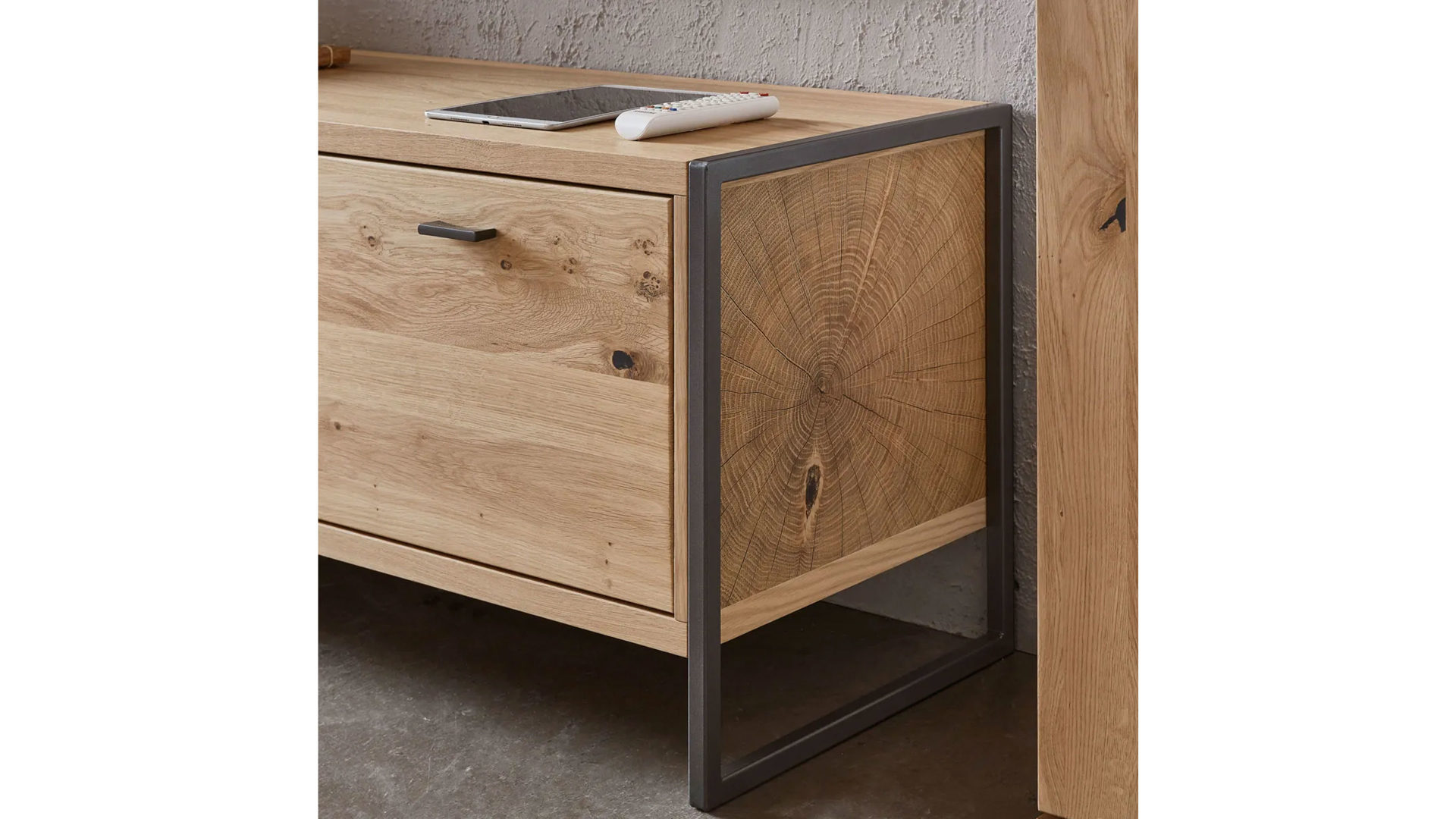 Lowboard Ideal möbel aus Holz in Holzfarben Wohnprogramm Flora - Lowboard Alteiche Bianco – Breite ca. 185 cm