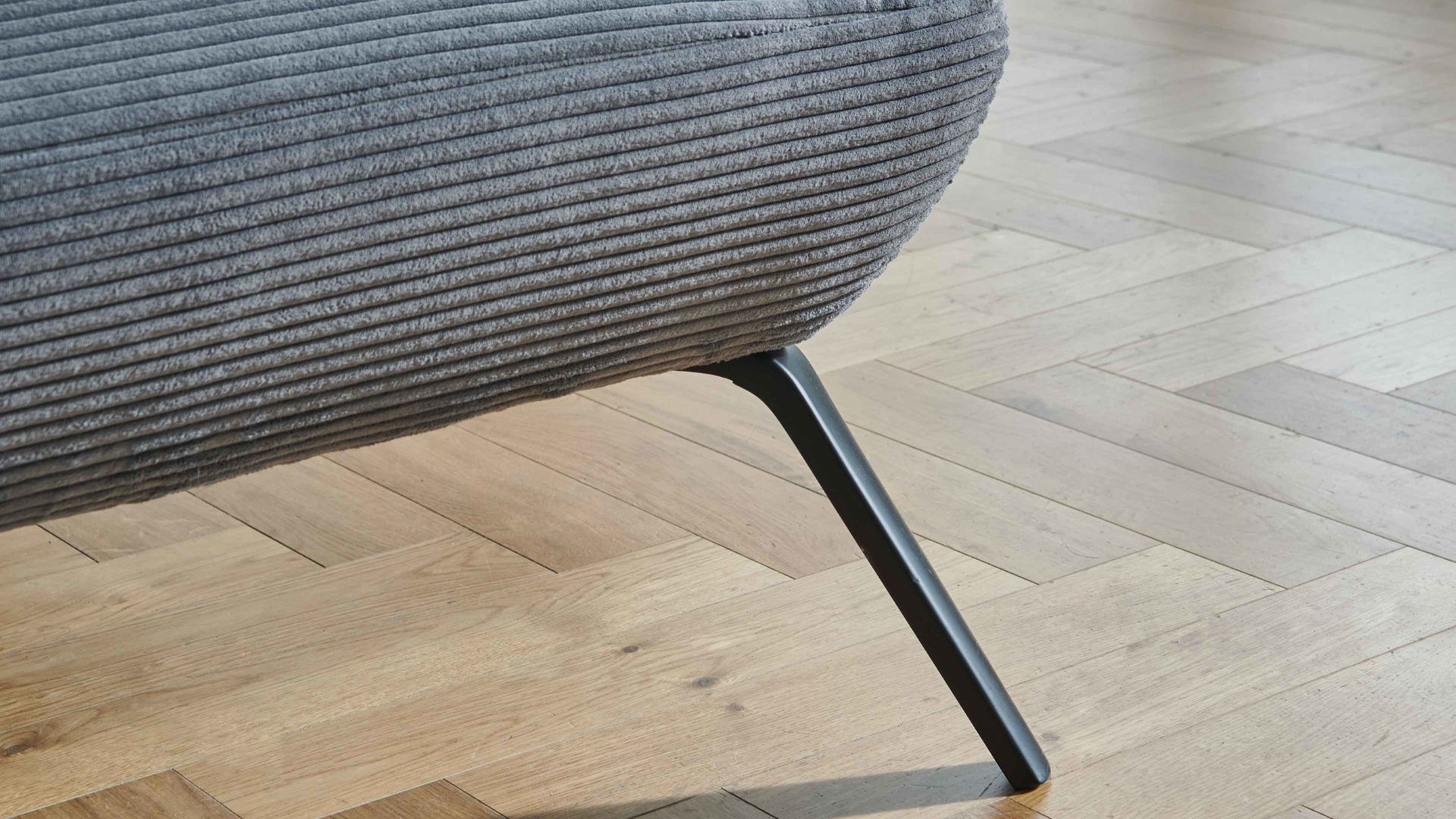 Ecksofa KAWOO aus Stoff in Grau KAWOO Polsterprogramm Dover XC - Ecksofa grauer Cordbezug - Stellfläche ca. 301 x 191 cm