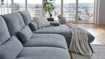 Ecksofa KAWOO aus Stoff in Grau KAWOO Polsterprogramm Dover Plus - Ecksofa grauer Cordbezug - Stellfläche ca. 301 x 191 cm