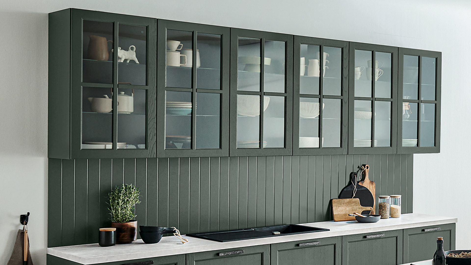 Einbauküche Nolte® küchen aus Holz in Dunkelgrün nolte® Einbauküche Lugano mit SIEMENS Einbaugeräten Black Green – dreizeilig