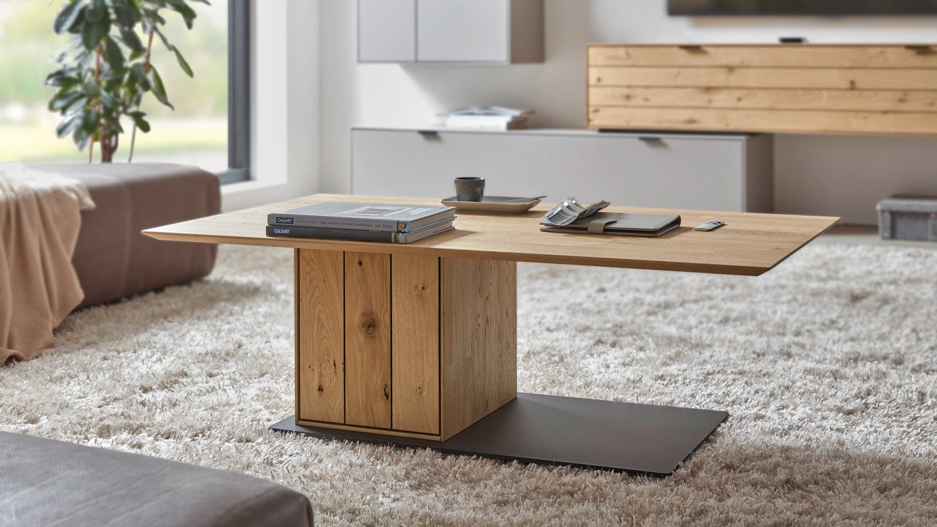 Couchtisch Wöstmann markenmöbel aus Holz in Holzfarben WÖSTMANN Wohnprogramm WM 2380 - Couchtisch Wild- & Balkeneiche, carbonfarbenes Metall - ca. 120 x 70 cm