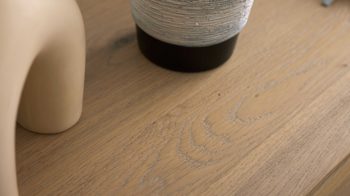 Sideboard Interliving aus Holz in Holzfarben Interliving Wohnzimmer Serie 2029 - Sideboard 40 Wildeiche & Granit-Steinoptik - vier Türen, eine Schublade, Breite ca. 178 cm