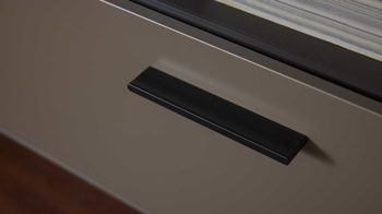 Couchtisch Interliving aus Holz in Dunkelgrau Interliving Wohnzimmer Serie 2030 - Couchtisch 02 Wolfram Grey & Spaltholz - zwei Türen, eine Schublade, ca. 110 x 60 cm