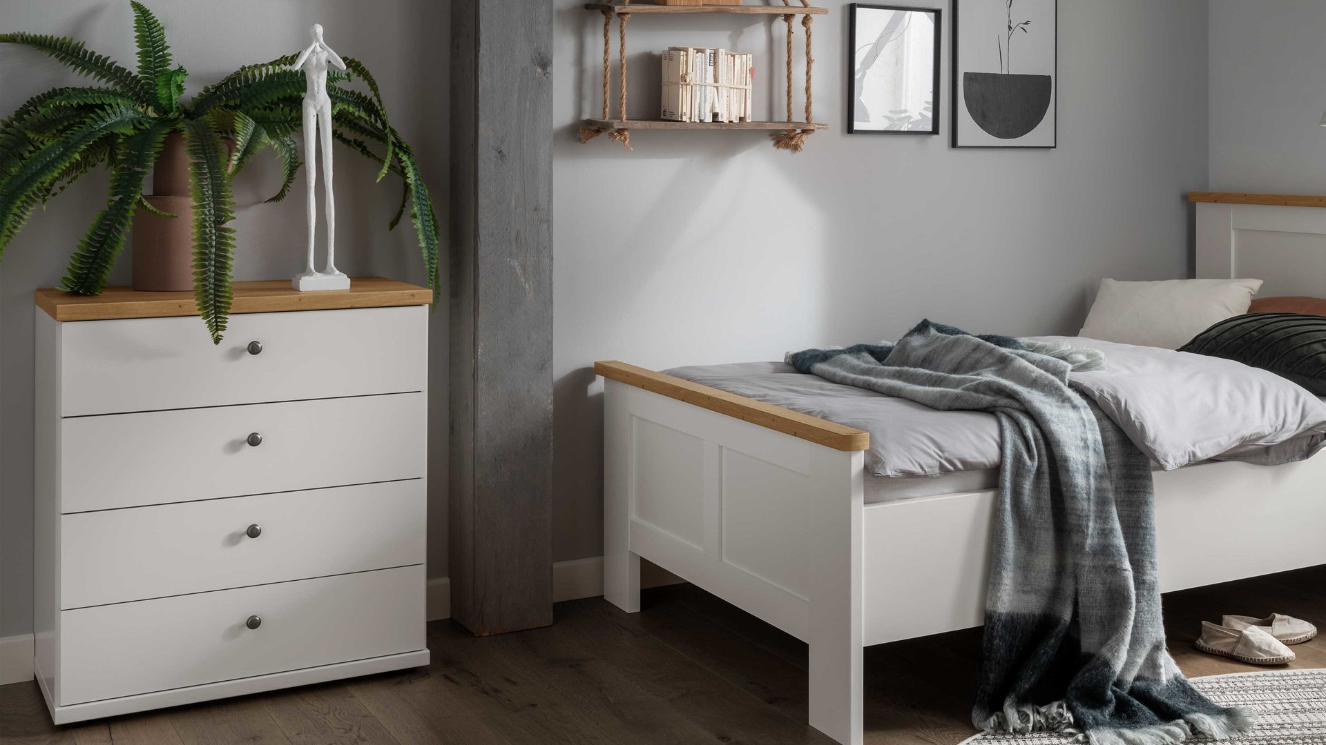 Schubladenkommode Wiemann | oeseder aus Holz in Weiß WIEMANN Schlafzimmerserie Marlow - Schubladenkommode Weiß & Bianco Eiche - vier Schubladen, Breite ca. 75 cm