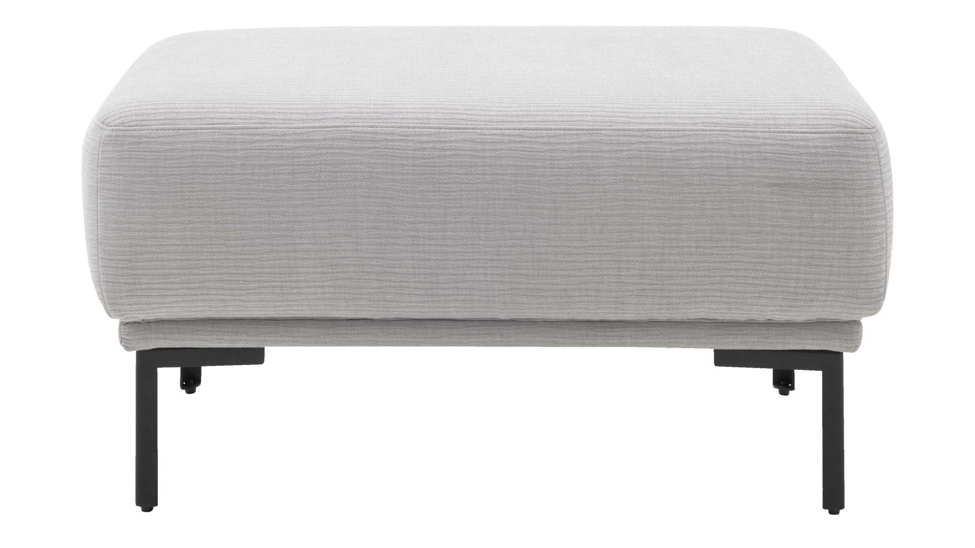 Polsterhocker Interliving aus Stoff in Hellgrau Interliving Sofa Serie 4255 – Polsterhocker silberfarbener Bezug Mara 9 & schwarze Metallfüße 4.26 - ca. 65 x 95 cm