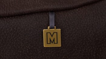 2,5-Sitzer Koinor aus Leder in Dunkelbraun KOINOR 2,5-Sitzer Ledersofa Harriet schokofarbenes Leder India & Wildeiche – Länge ca. 236 cm