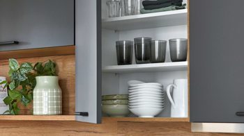 Einbauküche Nobilia® aus Holz in Holzfarben nobilia® Einbauküche Senso mit gorenje Elektrogeräten, z. B.  Kühlschrank Eiche Sierra & Schiefergrau - Länge ca. 390 cm