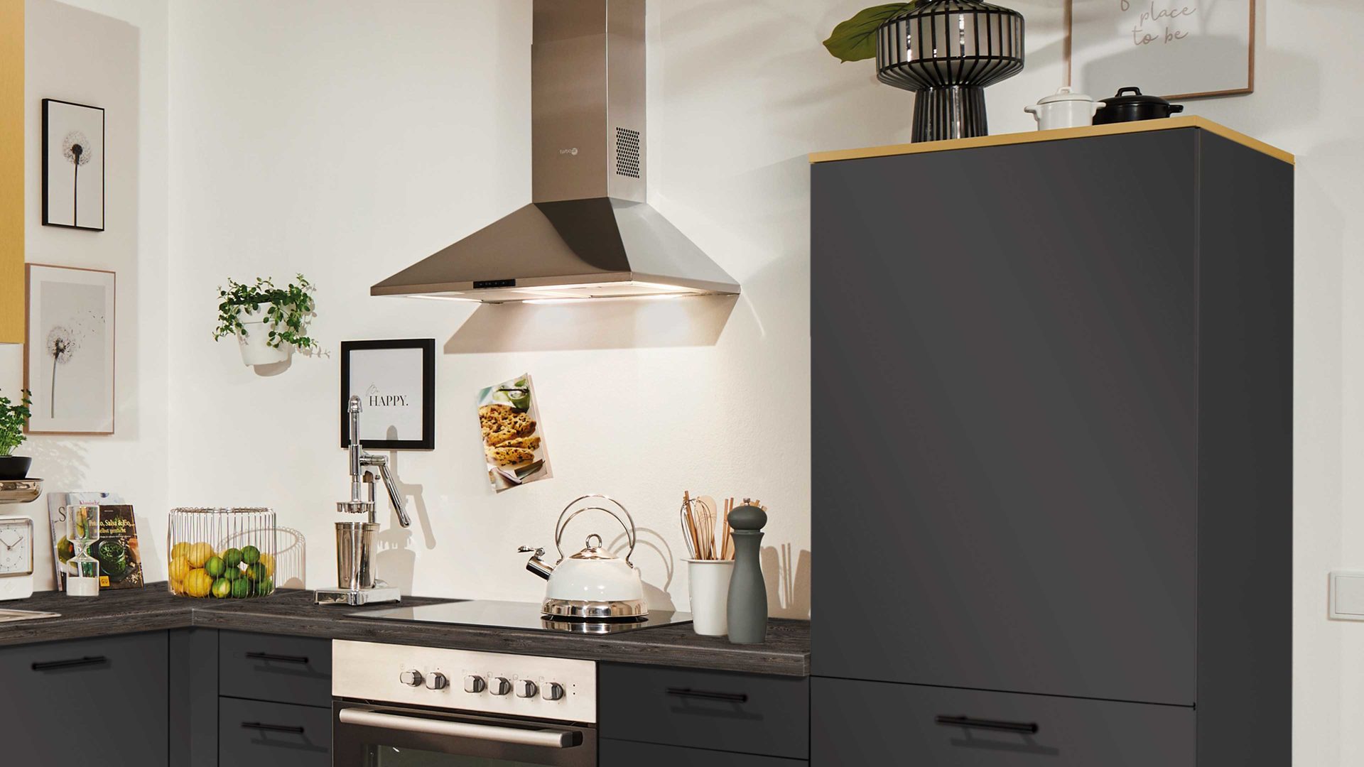 Einbauküche Pino aus Holz in Dunkelgrau pino Einbauküche inklusive Einbaugeräte Grafit & Alux Gold - Stellfläche ca. 185 x 255 cm