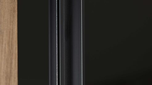 Kleiderschrank Interliving aus Holz in Schwarz Interliving Kleiderschrank Serie 1208 - Schwebetürenschrank Schwarzglas & Atlantic Eiche - zwei Türen, Breite ca. 270 cm