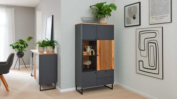 Highboard Interliving aus Holz in Dunkelgrau Interliving Esszimmer Serie 5605 – Highboard quarzgrauer Lack & Charakter-Eiche - fünf Türen, zwei Schubladen, Breite ca. 86 cm