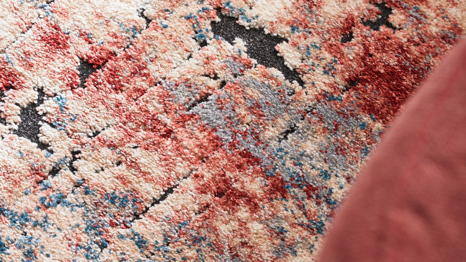 Webteppich Interliving aus Kunstfaser in Beige Interliving Teppich Serie L-8800 Creme-Rot-Blau – ca. 140 x 200 cm