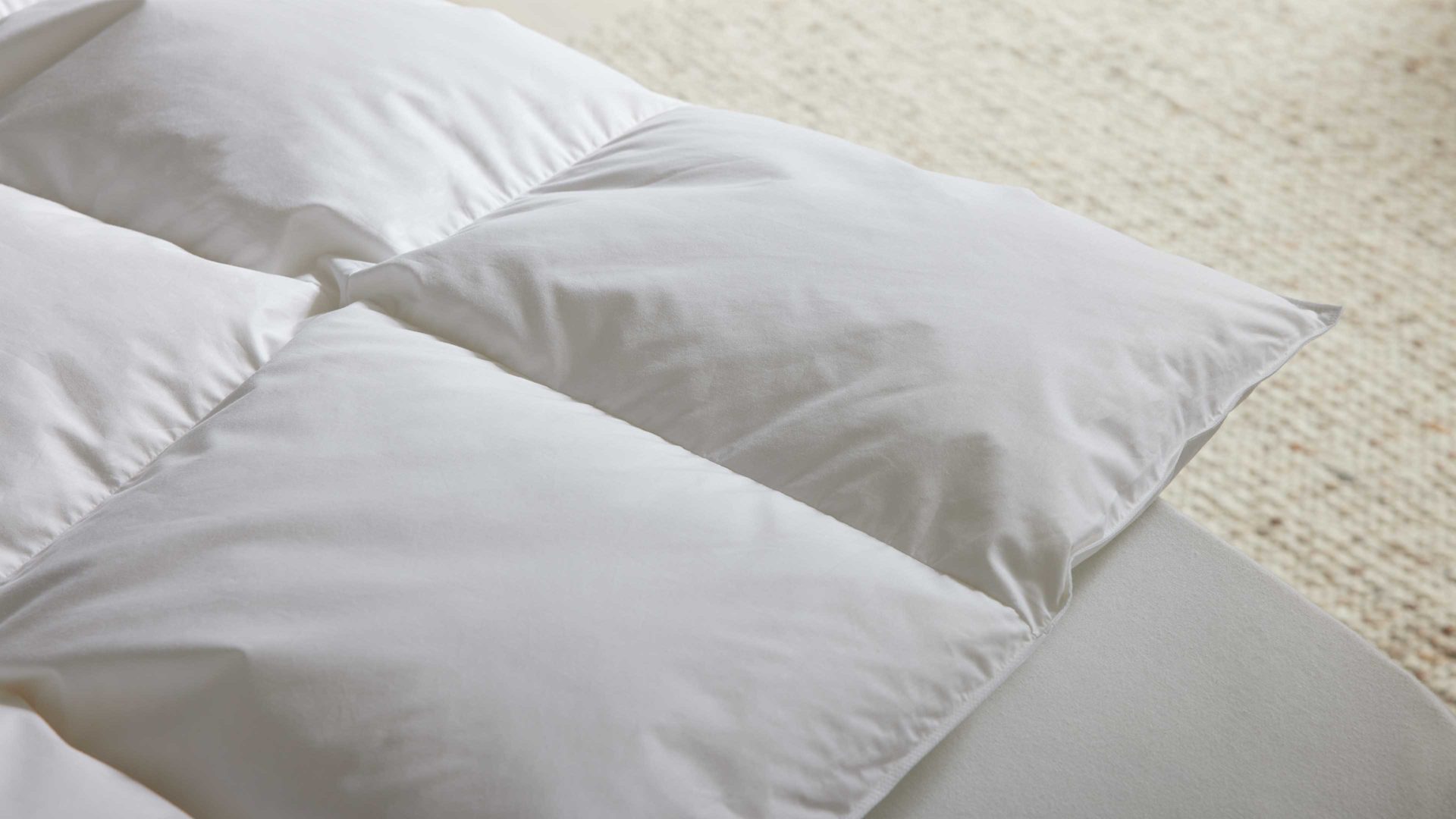 Daunendecke Interliving aus Stoff in Weiß Interliving Bettdecke Serie 9204 - Daunendecke als Cassettendecke normal, ca. 930 g Daunen - ca. 200 x 200 cm