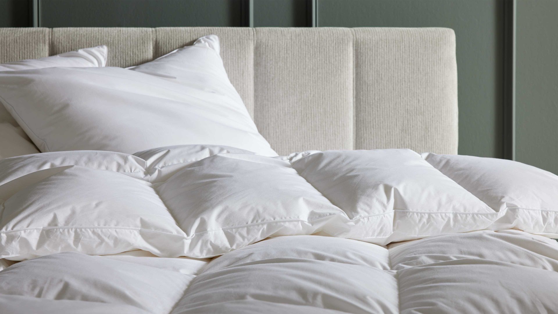 Daunendecke Interliving aus Stoff in Weiß Interliving Bettdecke Serie 9204 - Daunendecke als Winterbett warm, ca. 1.640 g Daunen - ca. 240 x 220 cm