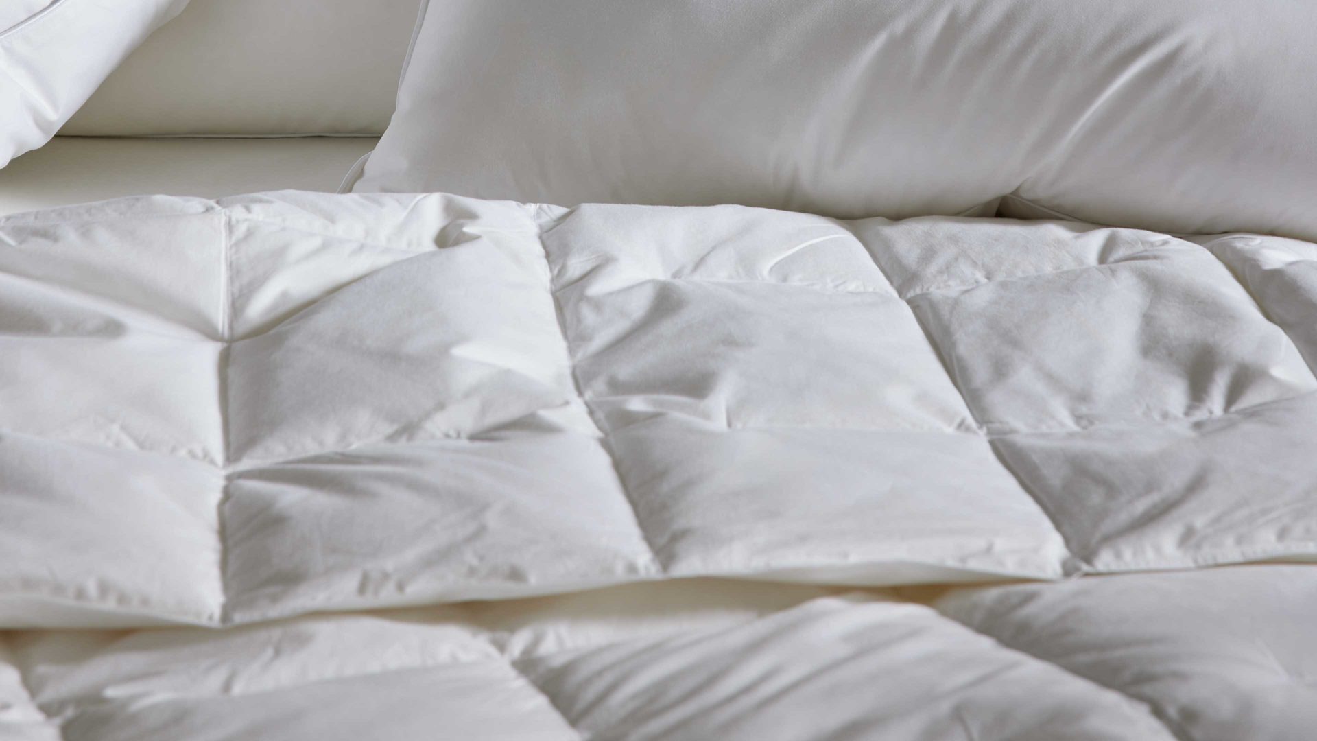 Daunendecke Interliving aus Stoff in Weiß Interliving Bettdecke Serie 9204 - Daunendecke als Sommerbett extraleicht, ca. 390 g Daunen - ca. 200 x 220 cm