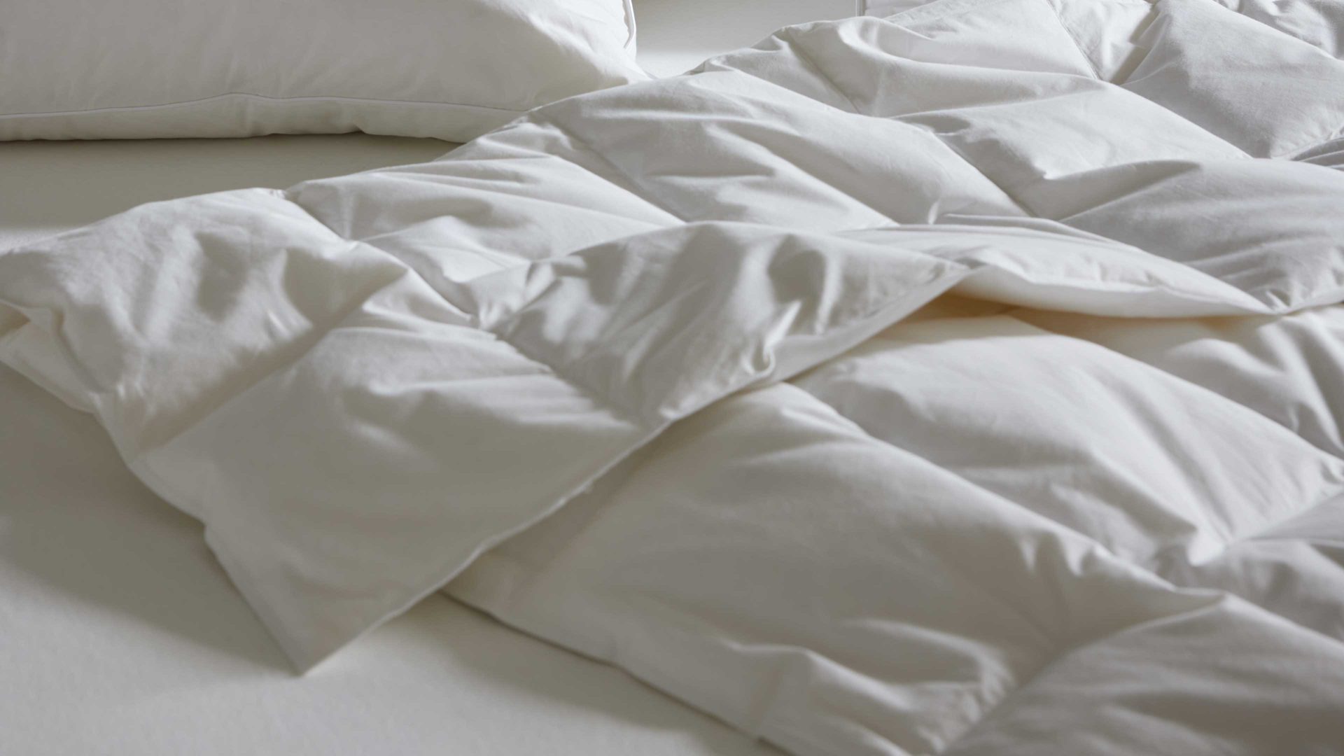 Daunendecke Interliving aus Stoff in Weiß Interliving Bettdecke Serie 9204 - Daunendecke als Sommerbett extraleicht, ca. 390 g Daunen - ca. 200 x 220 cm