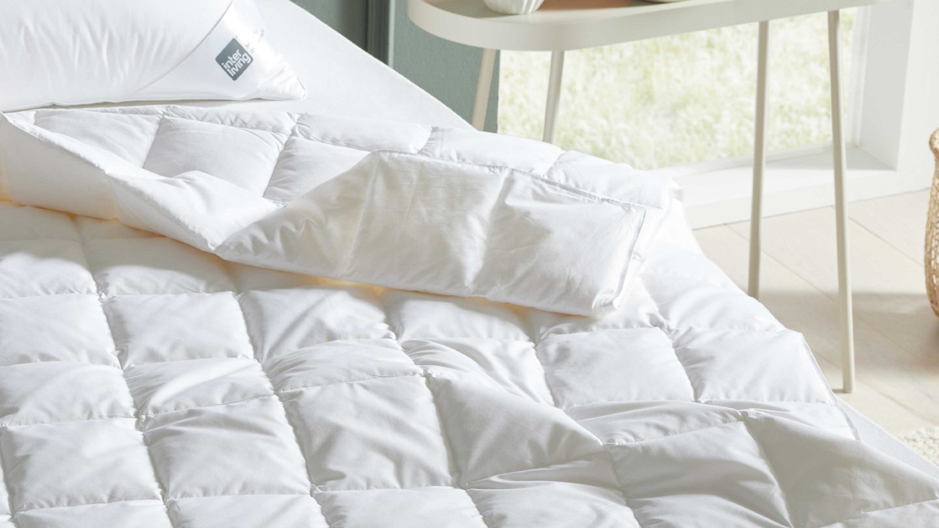 Daunendecke Interliving aus Stoff in Weiß Interliving Bettdecke Serie 9205 - Daunendecke als Sommerbett extraleicht, ca. 330 g Daunen - ca. 200 x 220 cm