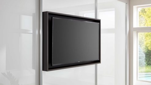 Kleiderschrank Staud aus Glas in Weiß STAUD Schwebetürenschrank Media Flat mit TV-Nische Alpinweiß & Vulkan – drei Türen, Breite ca. 336 cm