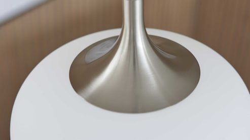 Tischleuchte Interliving aus Glas in Weiß Interliving Leuchten Serie 9344 - Tischlampe Opalglas & Nickel – Höhe ca. 54 cm