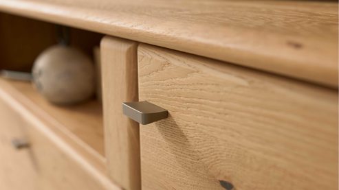 Lowboard Interliving aus Holz in Holzfarben Interliving Wohnzimmer Serie 2028 - Lowboard Wildeiche - zwei Türen, zwei Schubladen, Breite ca. 162 cm