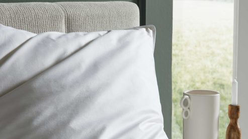 Betten-Set Interliving aus Stoff in Weiß Interliving Betten-Set Serie 9211 - Daunenkissen und -decke Federn & Daunen, zweiteilig - ca. 135 x 200 cm