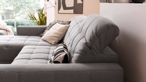 Ecksofa KAWOO aus Stoff in Grau KAWOO Serie 8334 - Ecksofa silbergrauer Webstoff DRL 69 & schwarze Metallfüße S11 - Stellfläche ca. 187 x 273 cm