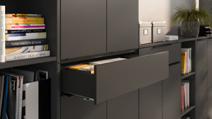 Aktenschrank Germania aus Holz in Dunkelgrau Büroprogramm Mailand - Aktenschrank Graphit - ca. 81 x 197 cm