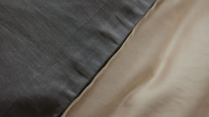 Bettwäsche-Set Interliving aus Stoff in Beige Interliving Bettwäsche Serie 9128 Baumwollsatin in Sand & Anthrazit - ca. 155 x 220 cm