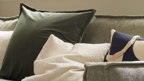 Kissenbezug /-hülle Roomio® aus Stoff in Dunkelgrün Roomio® Kissenhülle No. 9401 khakifarbener Samt - ca. 45 x 45 cm