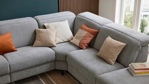 Ecksofa Interliving aus Stoff in Grau Interliving Sofa Serie 4064 - Ecksofa graue Chenille Toni & Fuß W003-01 - Stellfläche ca. 291 x 252 cm