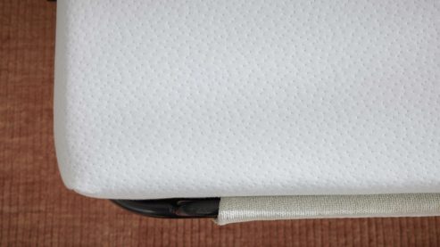 Schlafsofa Interliving aus Stoff in Weiß Interliving Schlafsofa Serie 4700 - Schlafsofa naturweißes Flachgewebe Cyber & schwarze Aluminiumfüße - Breite ca. 228 cm