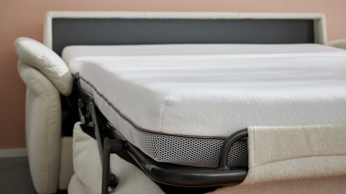 Schlafsofa Interliving aus Stoff in Weiß Interliving Schlafsofa Serie 4700 - Schlafsofa naturweißes Flachgewebe Cyber & schwarze Aluminiumfüße - Breite ca. 208 cm