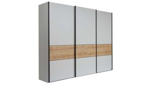 Kleiderschrank Interliving aus Holz in Holzfarben Interliving Kleiderschrank Serie 1205 – Schwebetürenschrank P68 Champagner & Bianco Eiche – drei Türen, Breite ca. 300 cm