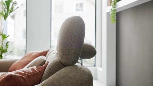 Funktion Interliving aus Metall in Transparent Interliving Sofa Serie 4461 - Kopfpolsterverstellung manuell