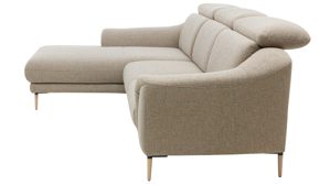 Ecksofa Interliving aus Stoff in Beige Interliving Sofa Serie 4461 - Ecksofa sandfarbener Bezug Mido 64 & schwarze Metallfüße - Stellfläche ca. 185 x 290 cm