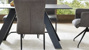 Esstisch Interliving aus Glas in Schwarz Interliving Esszimmer Serie 5122 – Esstisch schwarzes Glas & Metall - ca. 160 x 90 cm