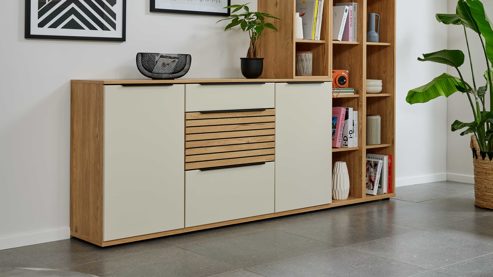 Sideboard Interliving aus Holz in Holzfarben Interliving Wohnzimmer Serie 2032 - Sideboard C15061 Sandbeige & Risseiche - zwei Türen, drei Schubladen, Länge ca. 150 cm