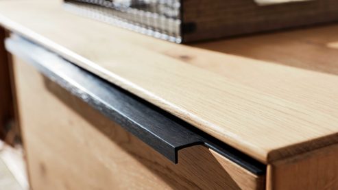 Wohnwand Interliving aus Holz in Holzfarben Interliving Wohnzimmer Serie 2020 - Wohnwand V15127 Asteiche & Risseiche – vierteilig, Breite ca. 329 cm