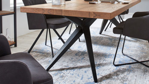 Esstisch WOODS & TRENDS aus Holz in Holzfarben WOODS & TRENDS Vintage-Dining - Holztisch als Esstisch antik geölte Balkeneiche & Roheisen – ca. 180 x 100 cm