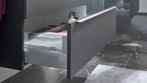 Badmöbel-Set Interliving aus Holz in Schwarz Interliving Bad Serie 7945 - Badkombination Basis graphitschwarzes Lacklaminat & schwarzes Duratek®