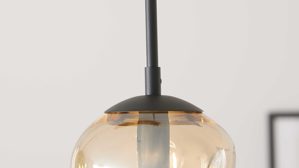 Pendelleuchte Interliving aus Glas in Mehrfarbig Interliving Leuchten Serie 9350 - Hängelampe Glas in Amber, Grün & Rauch - drei Lampenschirme