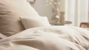 Bettwäsche-Set Interliving aus Stoff in Beige Interliving Bettwäsche Serie 9118 - Biberbettwäsche mit zwei Kopfkissenbezügen Creme & Cappuccino - ca. 220 x 240 cm